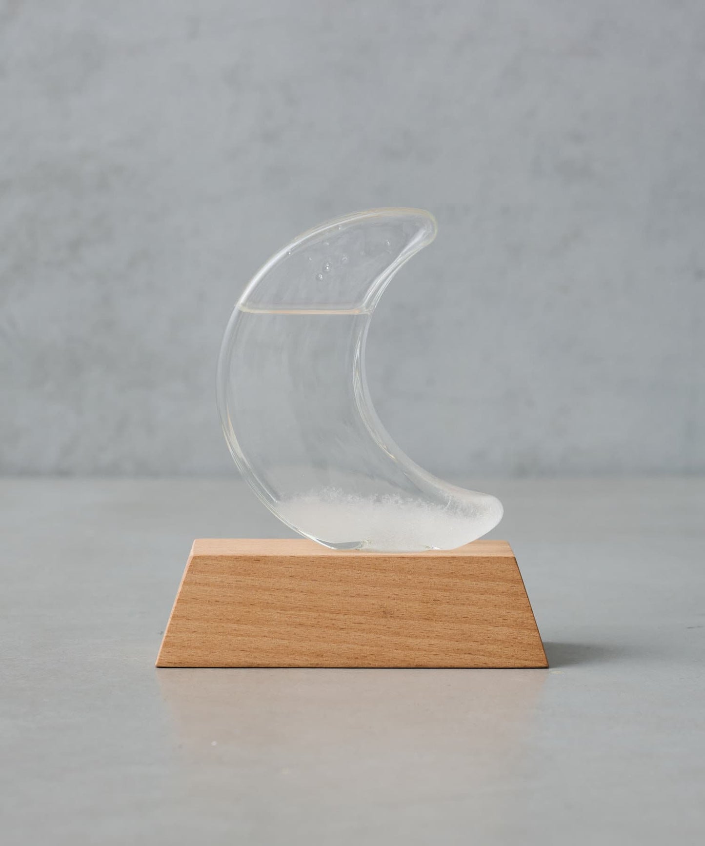 STORM GLASS CLOUD 暴風玻璃雲/月亮