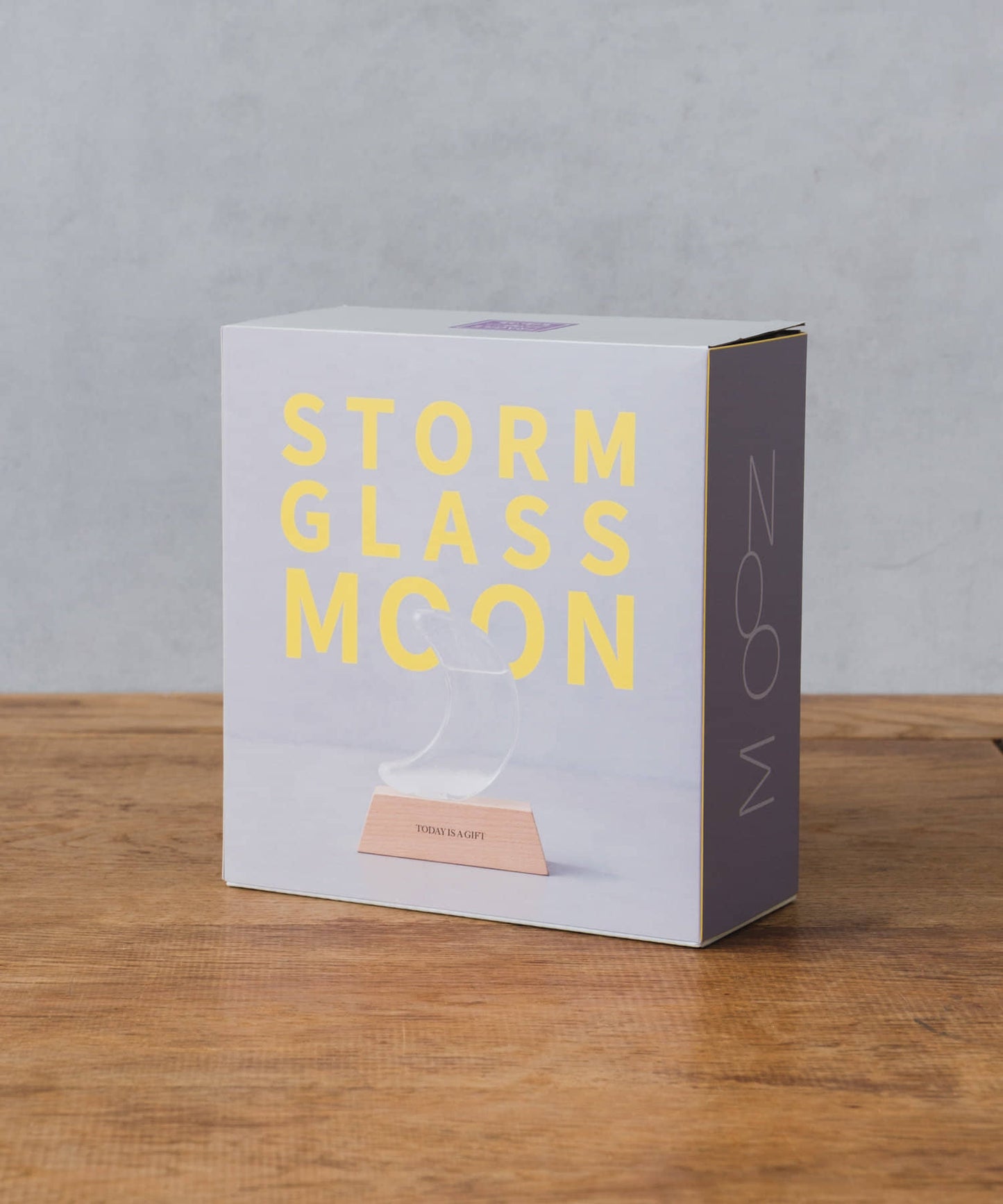 STORM GLASS CLOUD 暴風玻璃雲/月亮