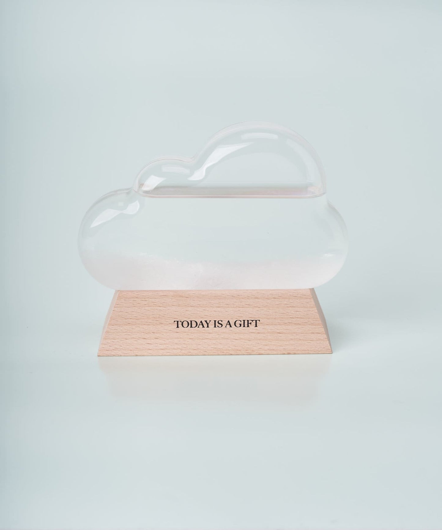 STORM GLASS CLOUD 暴風玻璃雲/月亮