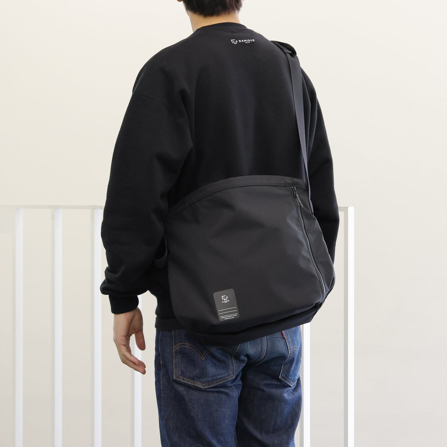 TAG 肩包