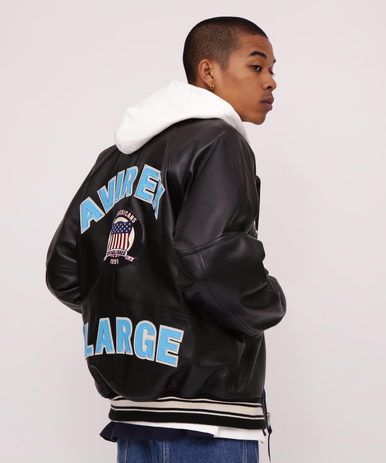 《AVIREX × XLARGE》SIGNATURE VARSITY JACKET / 簽名款棒球夾克