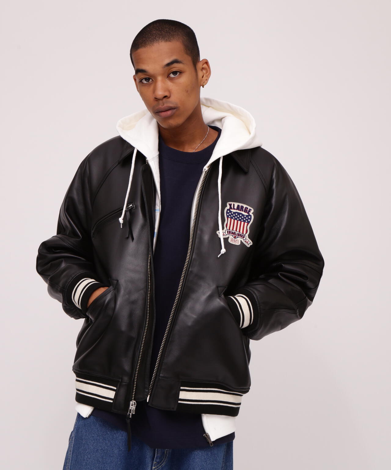 《AVIREX × XLARGE》SIGNATURE VARSITY JACKET / 簽名款棒球夾克