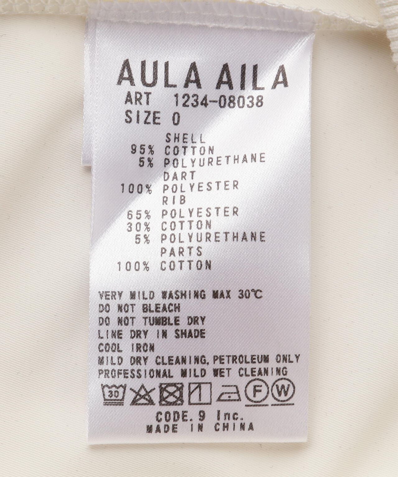 AULA AILA奧拉 艾拉 照片印花連帽衫