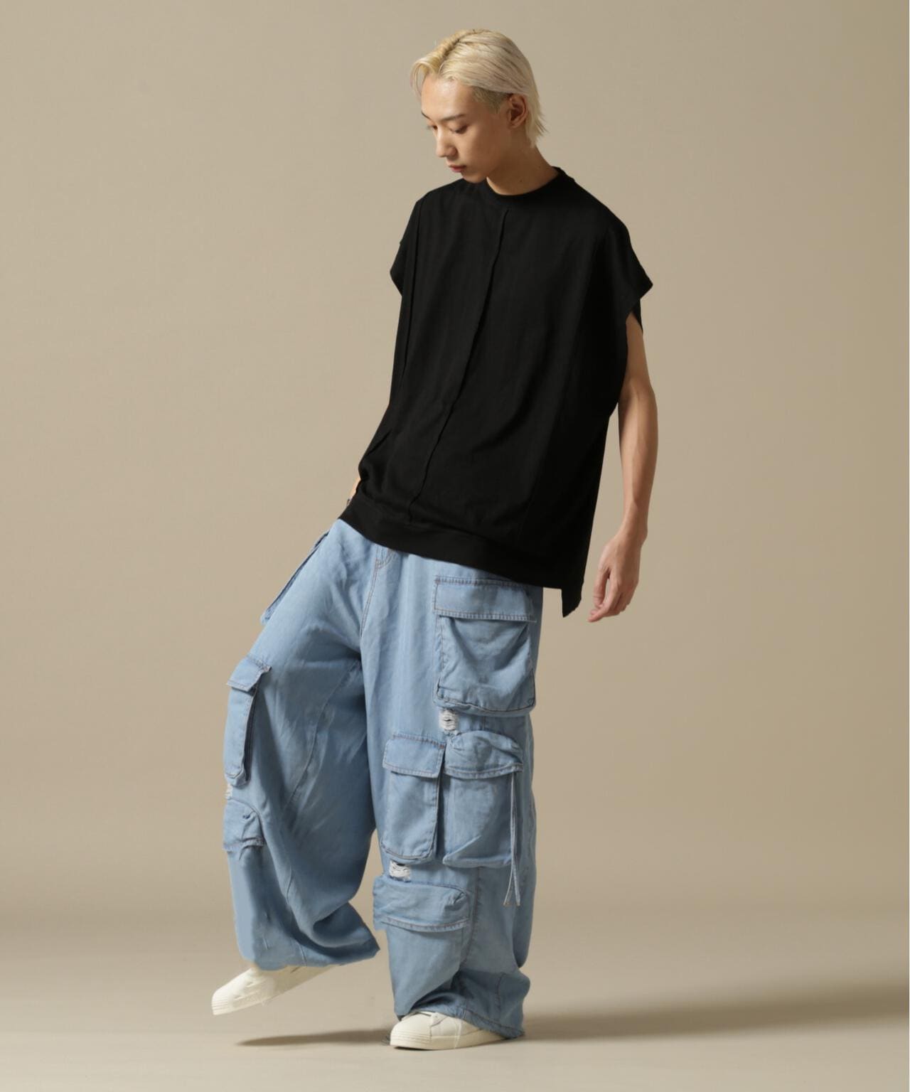 DankeSchon/PREMIUM RELUX DENIM ICEWASH CARGOPANTS