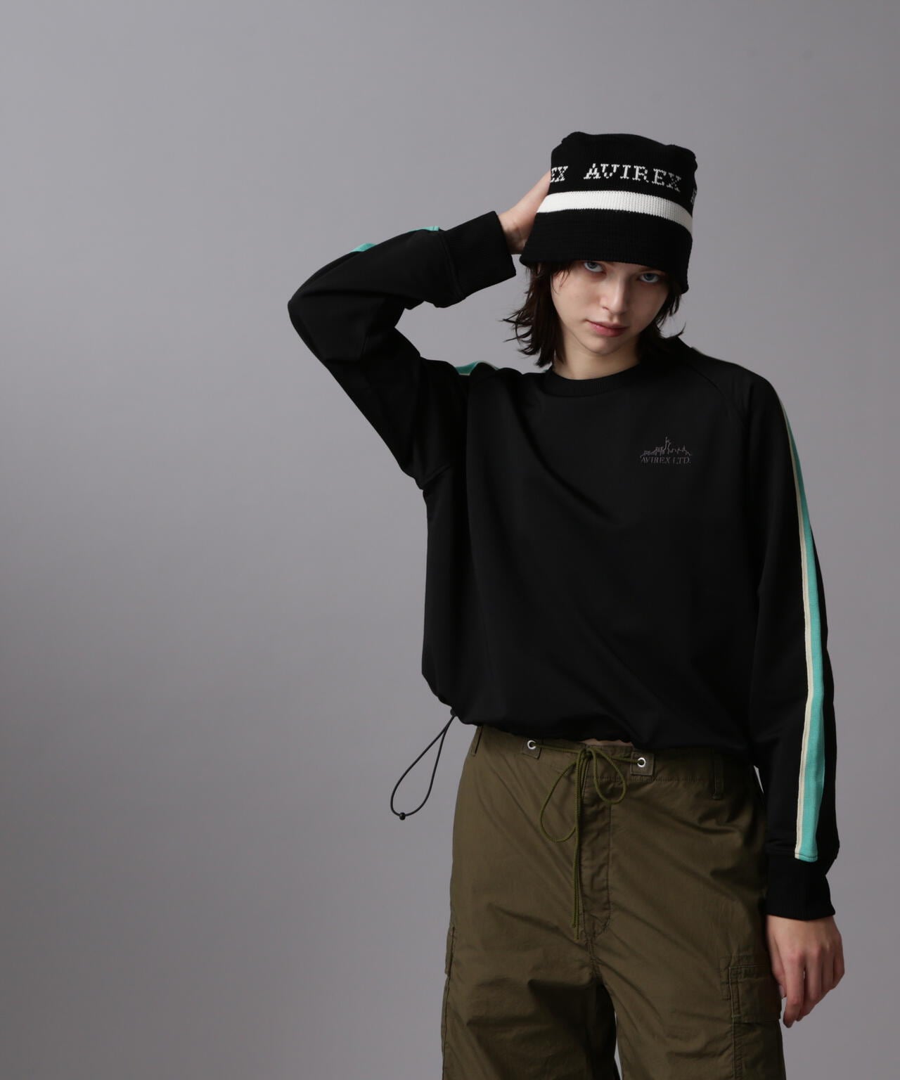 《&DEPOT限定》TRACK PULL OVER TOPS/運動風拉鍊套頭衫