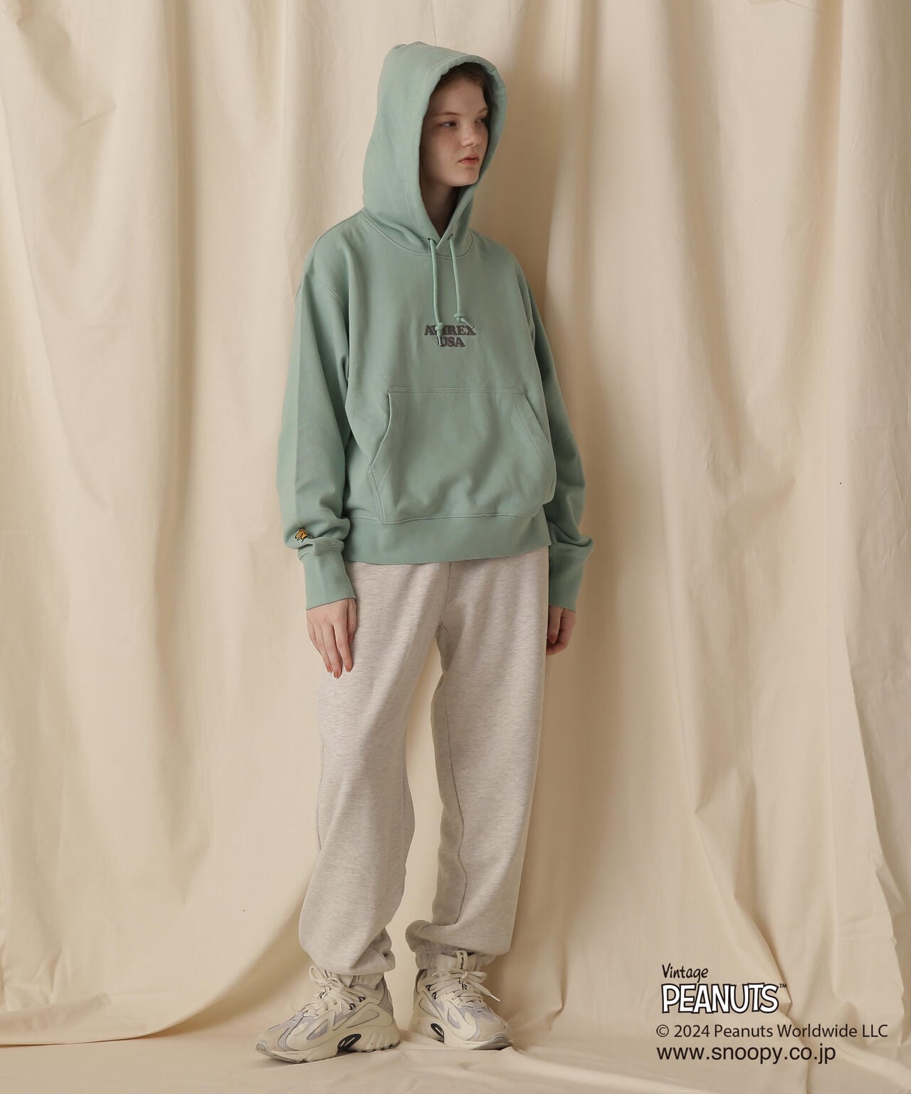 《PEANUTS×AVIREX》PULL OVER PARKA/《花生漫畫×AVIREX》套頭帽風衣