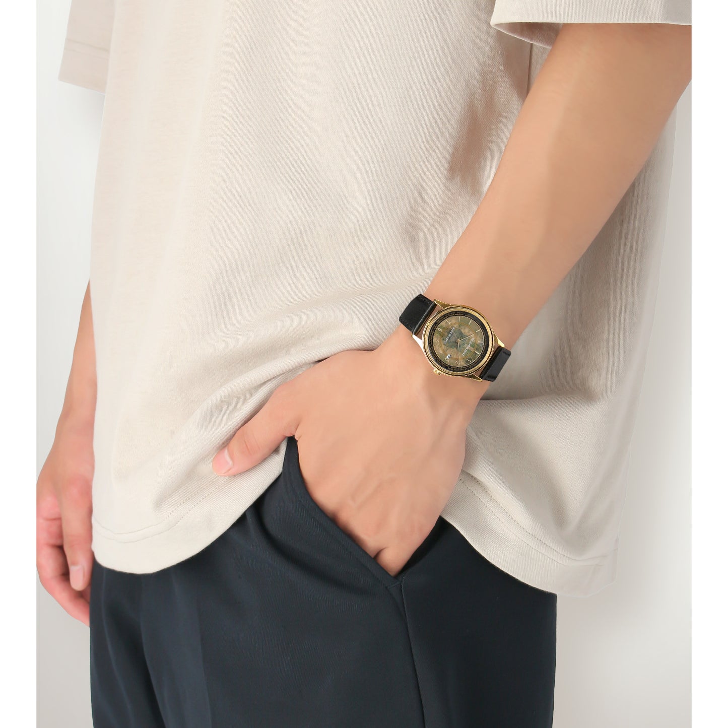 《深淵來信》烈日黃金鄉_INDEPENDENT 合作手錶 深淵款