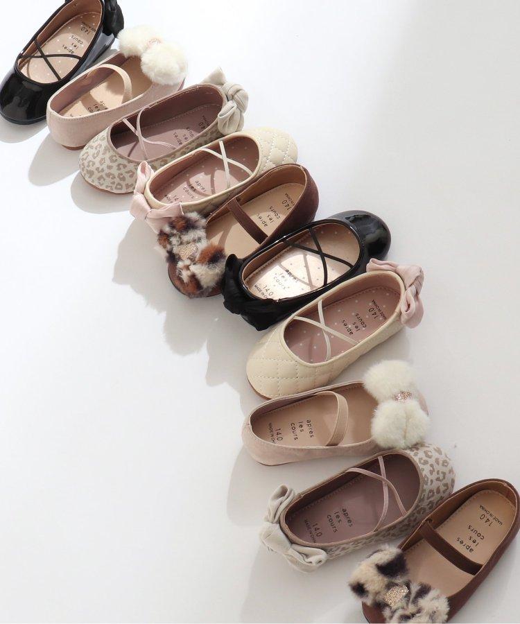 帶蝴蝶結的芭蕾舞鞋