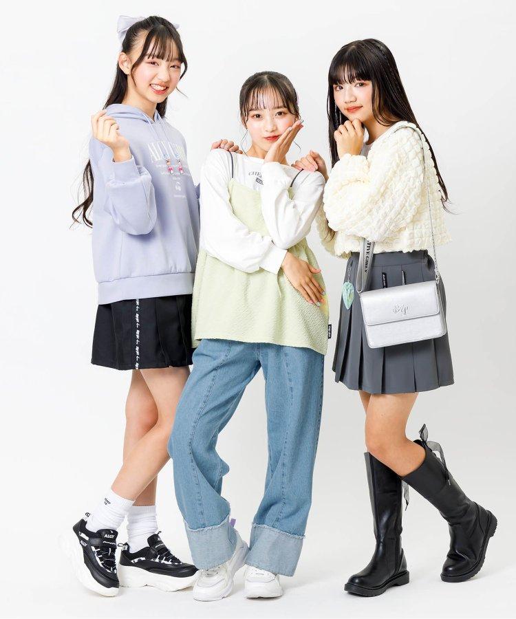 卷邊寬鬆牛仔褲