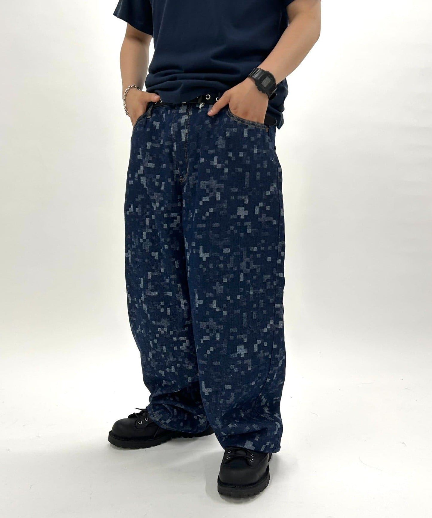 【WHO'S WHO gallery】數碼提花牛仔布