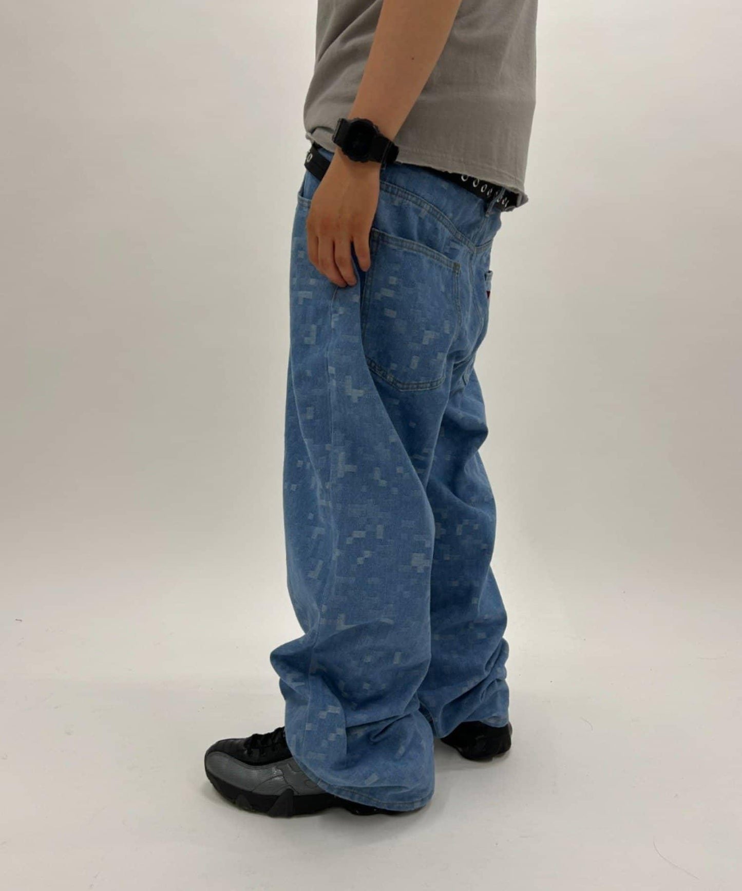 【WHO'S WHO gallery】數碼提花牛仔布