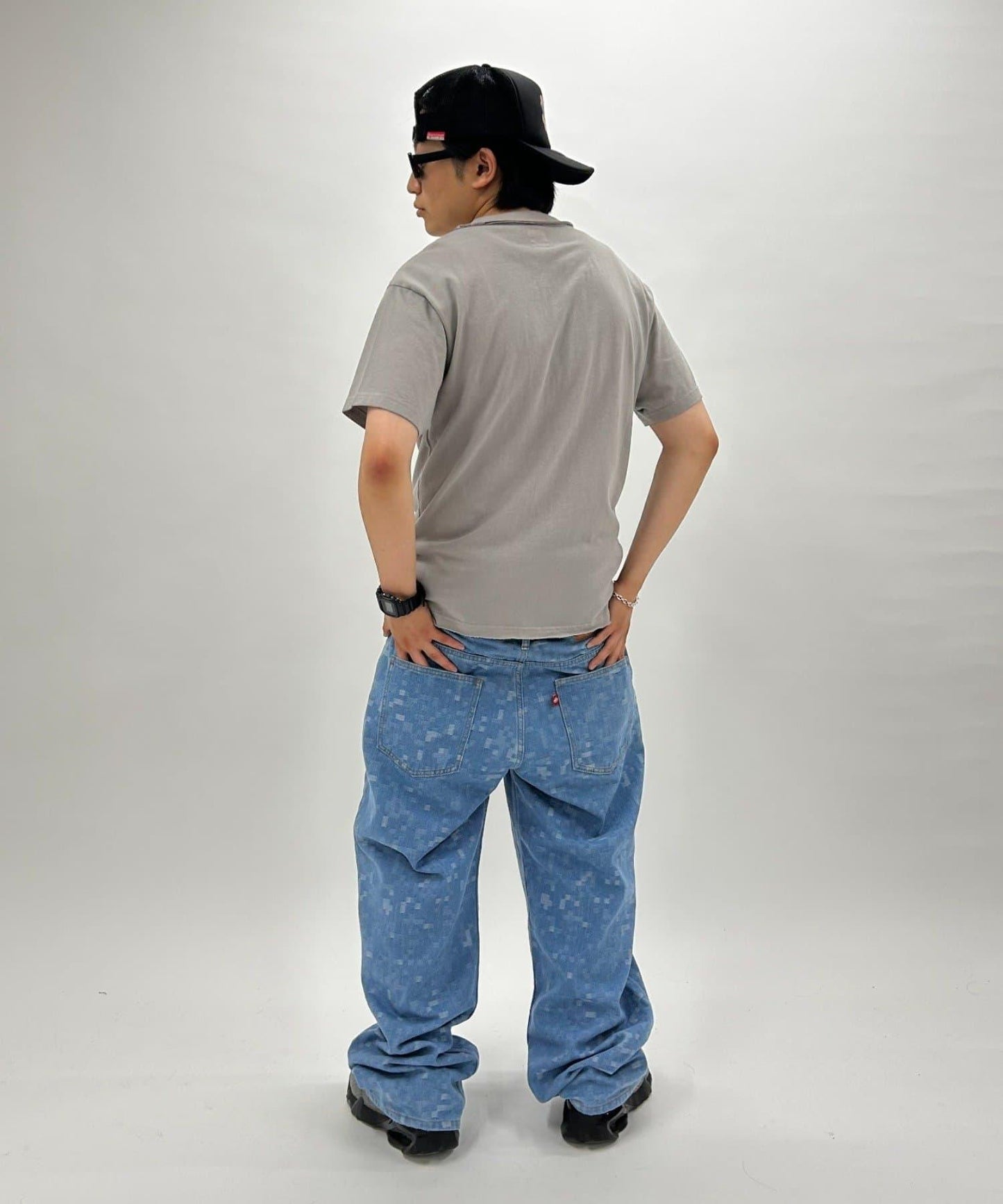 【WHO'S WHO gallery】數碼提花牛仔布