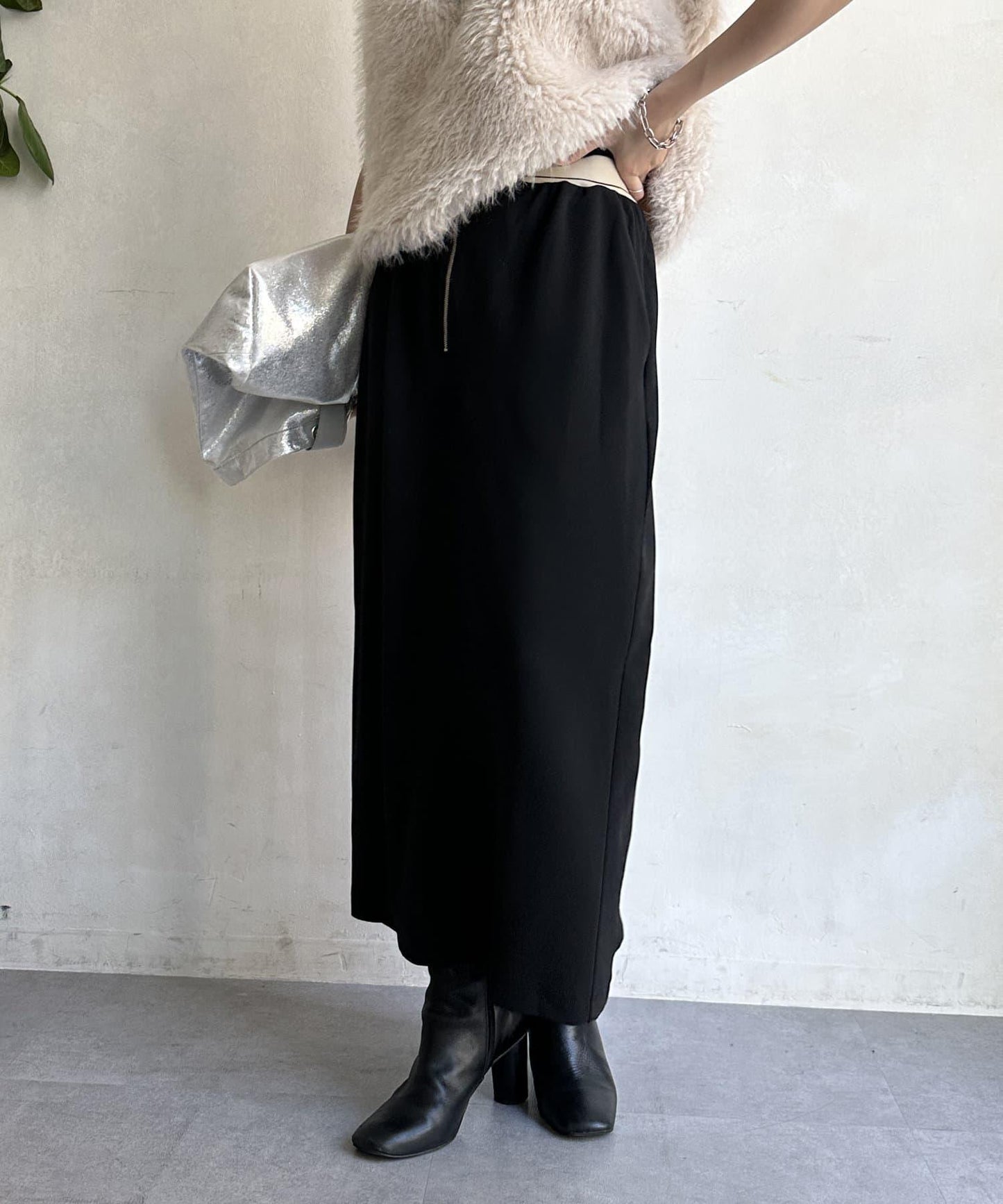 【限定】設計腰帶緊身裙