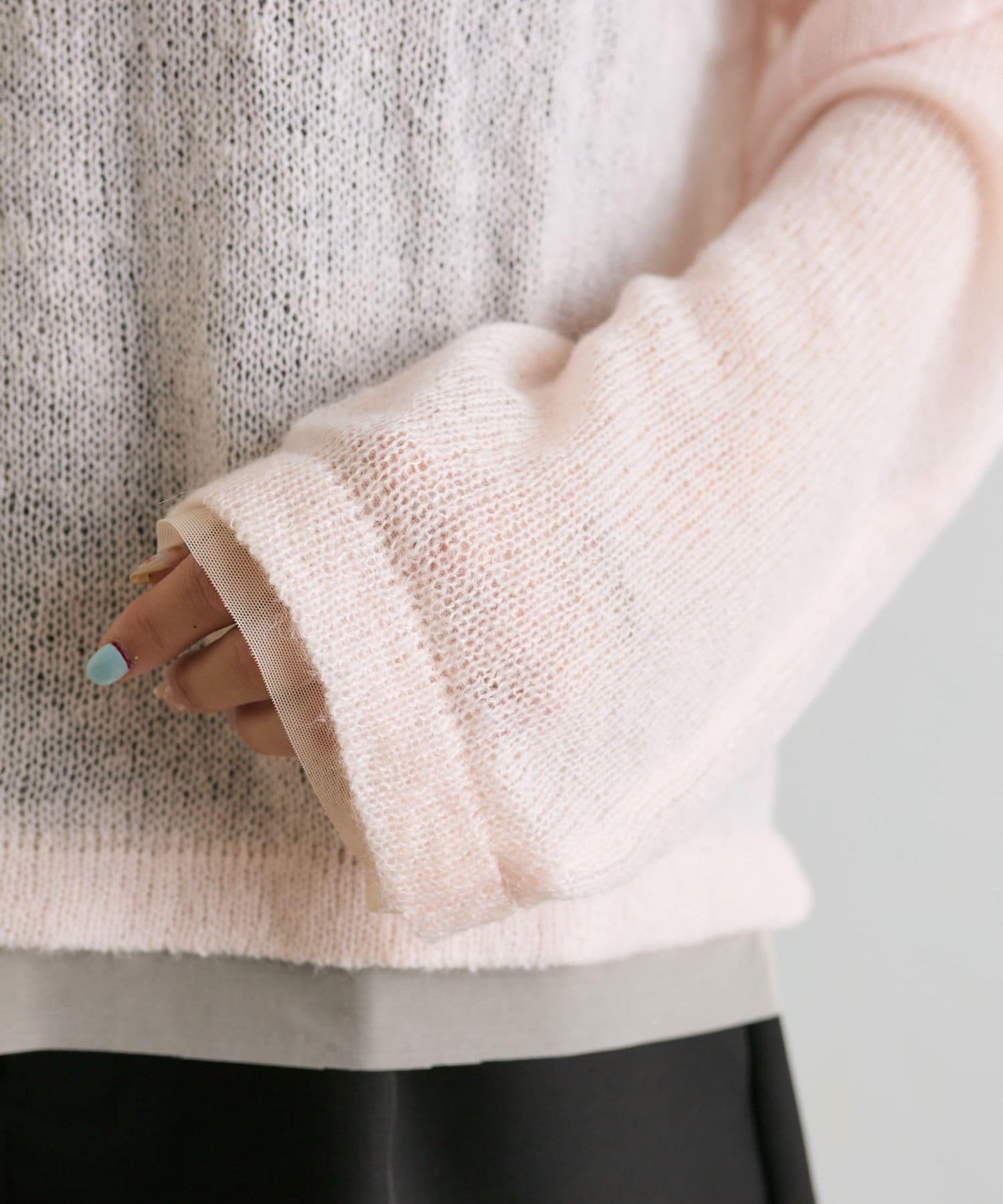 刺繡薄紗針織衫