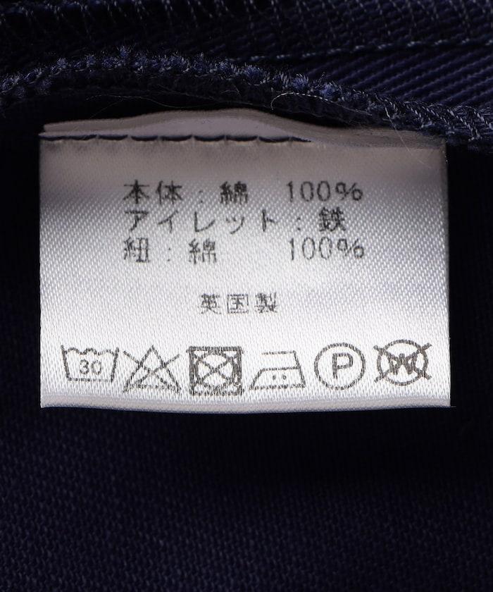 V領襯衫配蕾絲罩衫