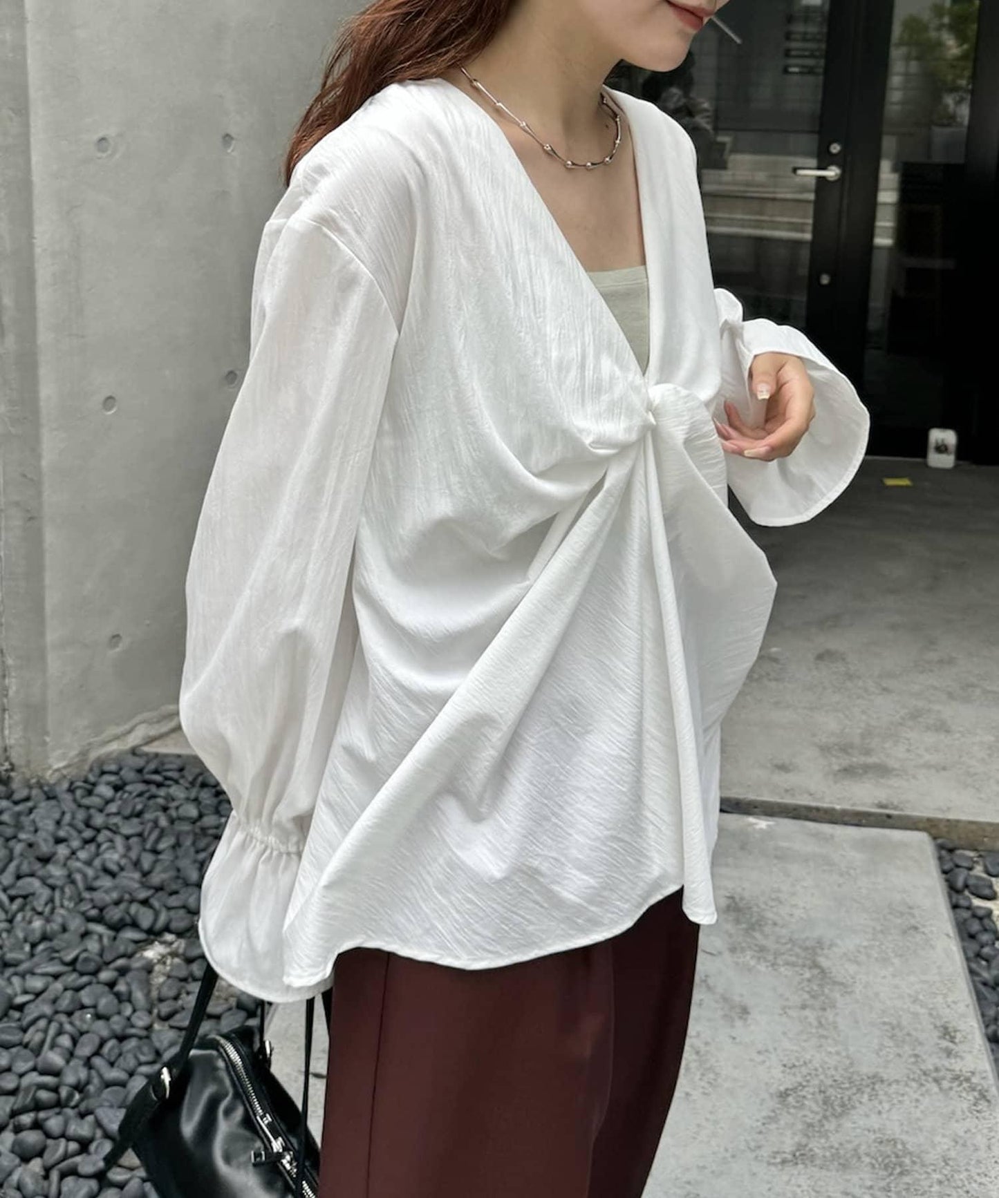 露背襯衫