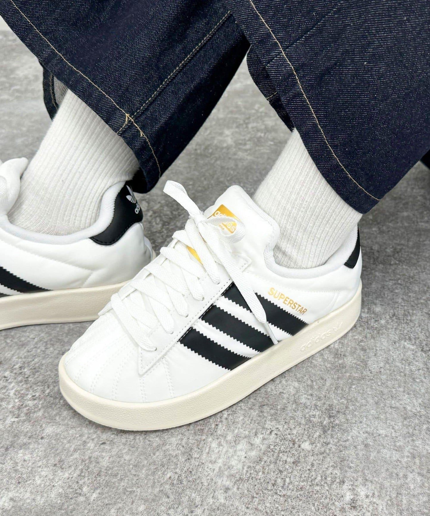 【adidas/阿迪達斯】超級巨星家居拖鞋