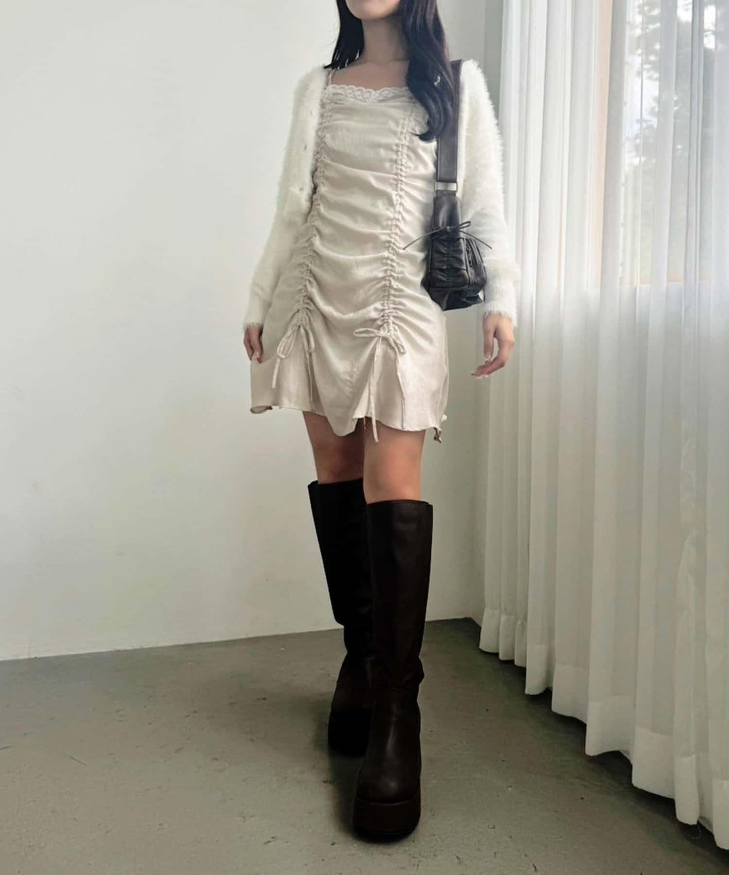 吊帶連衣裙