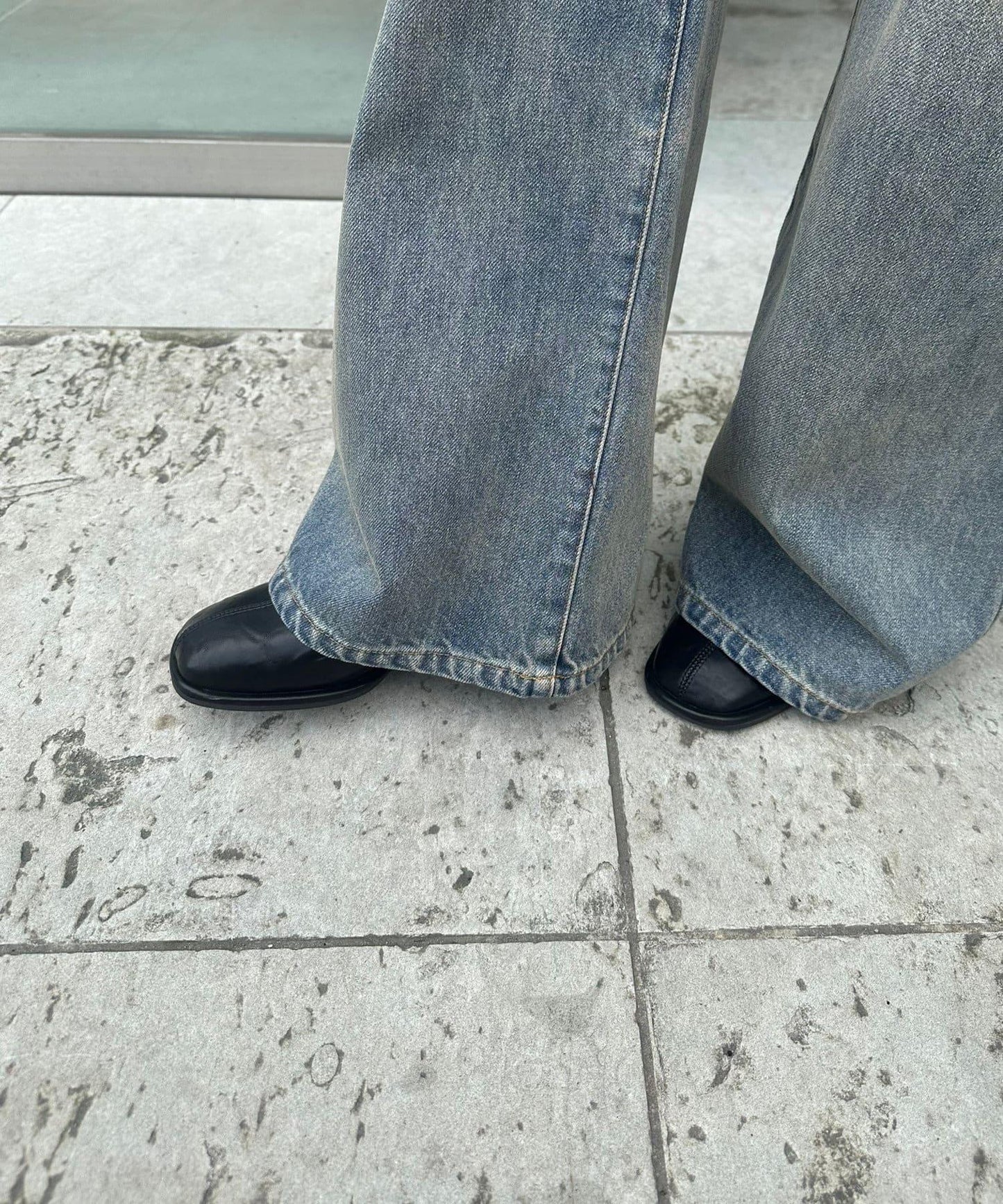 喇叭牛仔褲