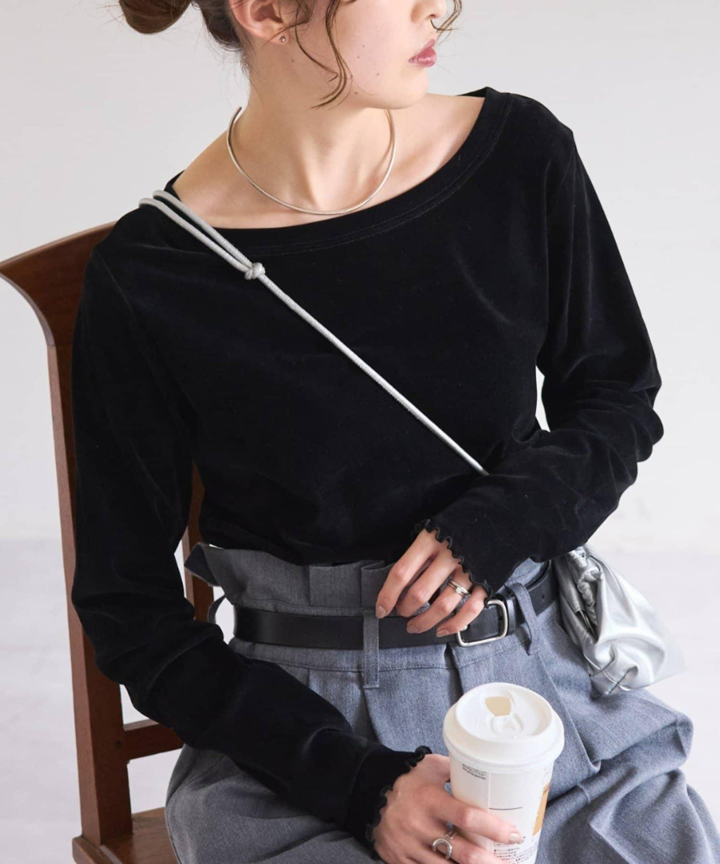 【人氣單品再次加販決定!!】透明絨面細肩露臍上衣