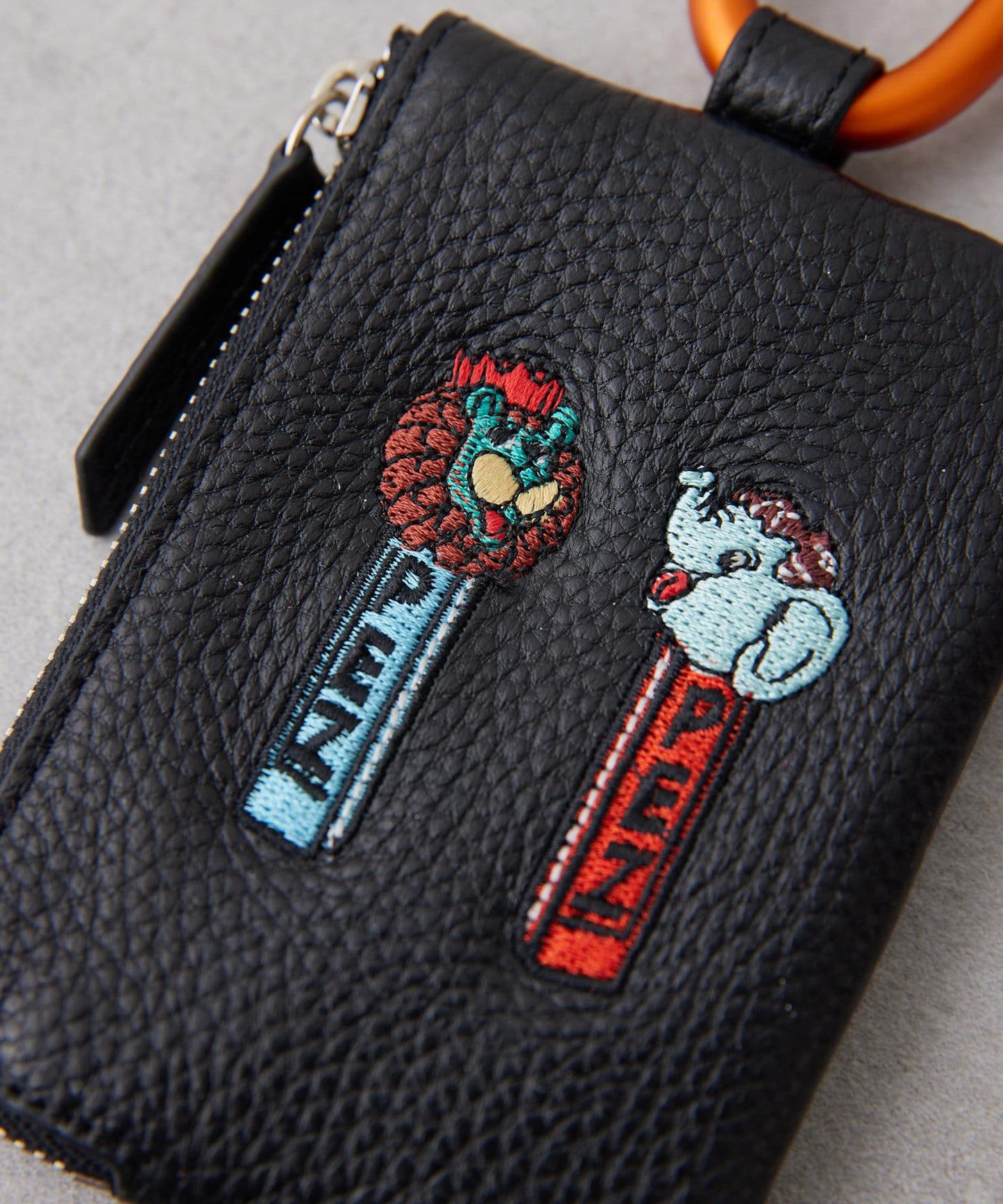 【PEZ × ear】《牛皮》帶卡扣的鑰匙卡包