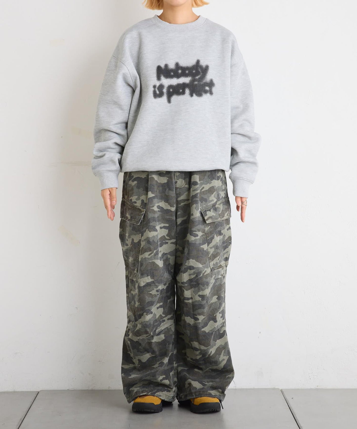 褶皺寬鬆多口袋工裝褲