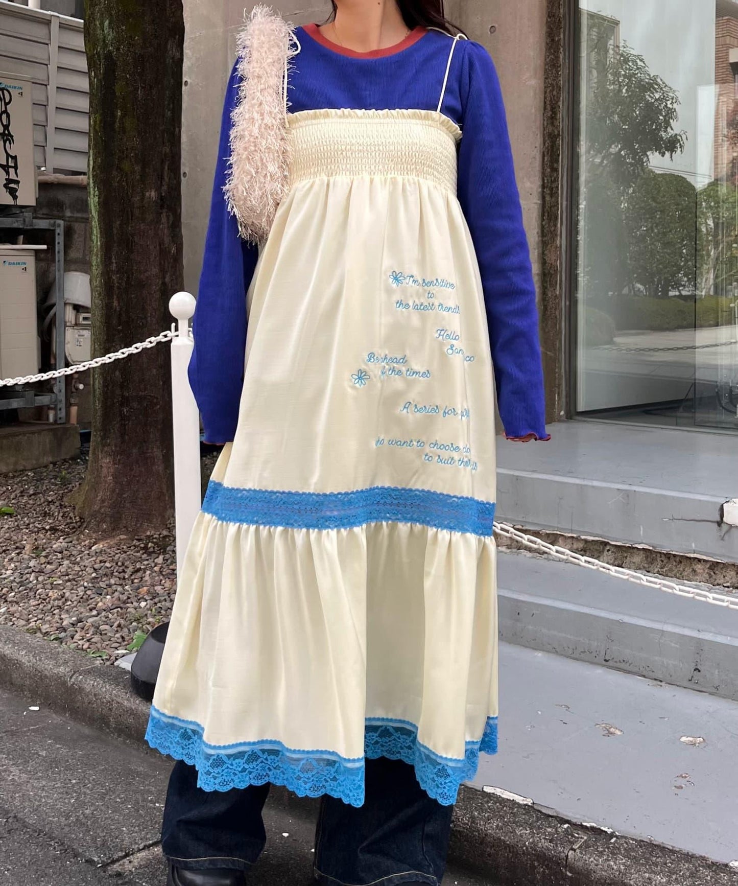 【HELLO.SANFRANCISCO】2WAY緞面刺繡蕾絲裙