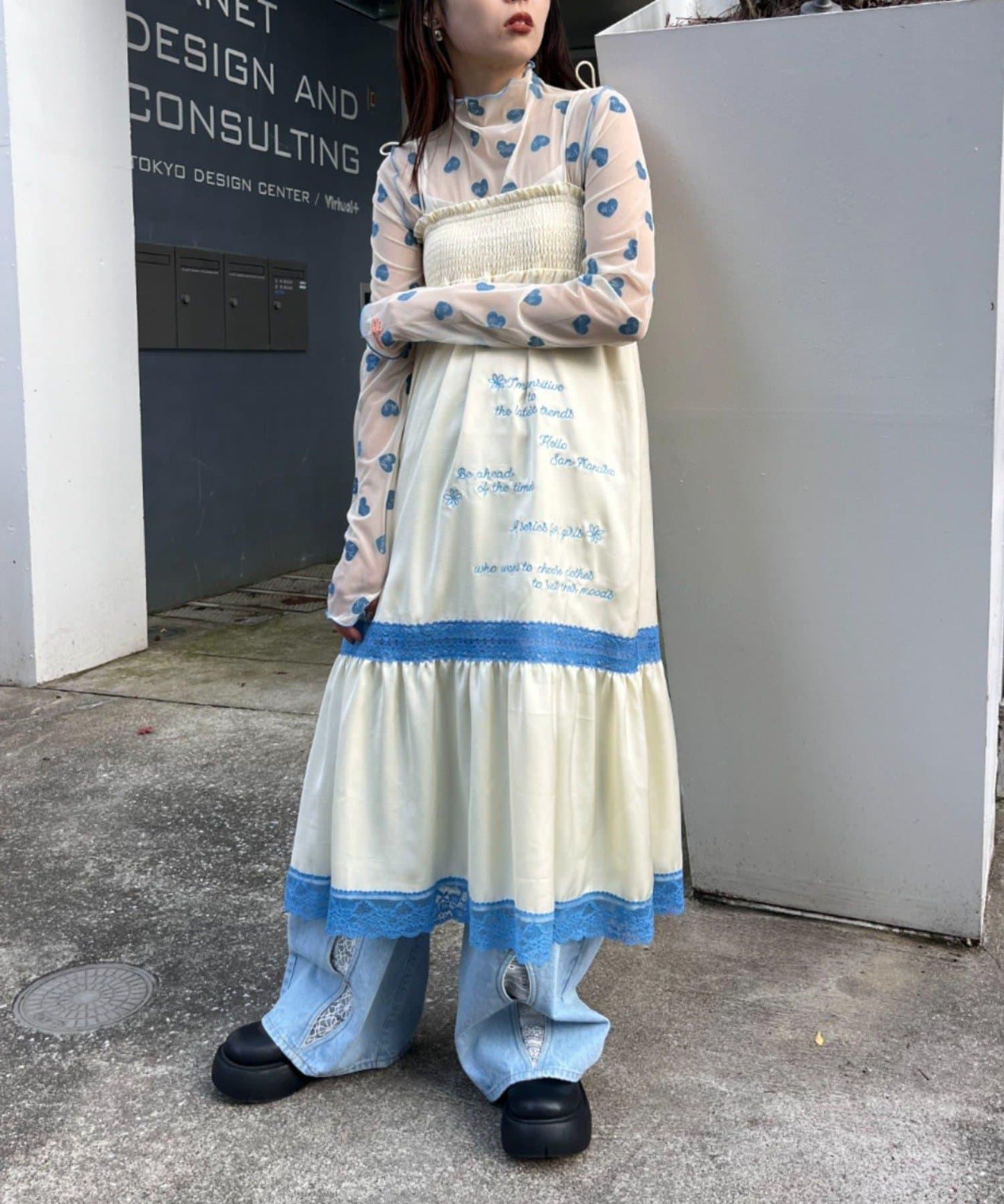 【HELLO.SANFRANCISCO】2WAY緞面刺繡蕾絲裙