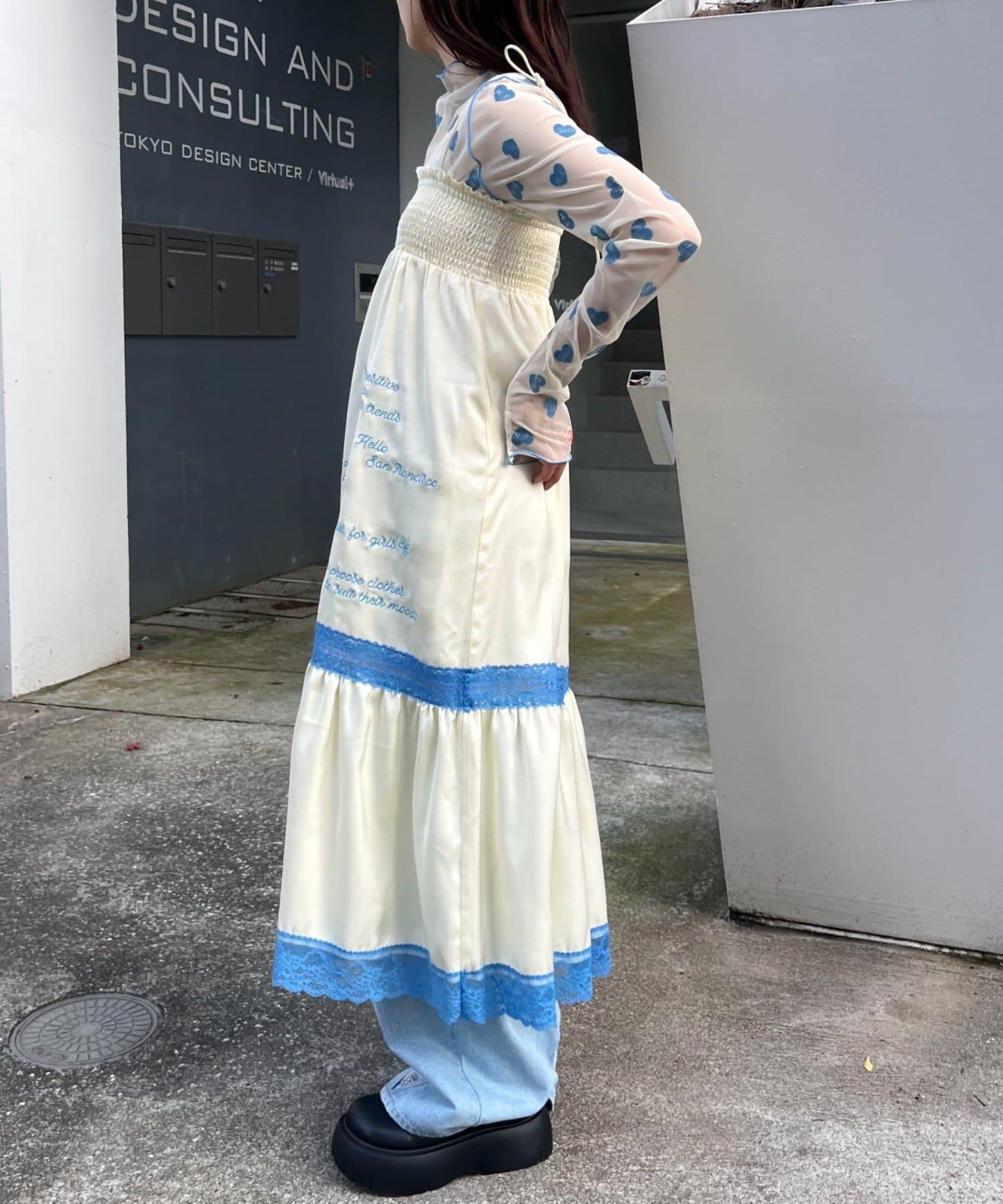 【HELLO.SANFRANCISCO】2WAY緞面刺繡蕾絲裙