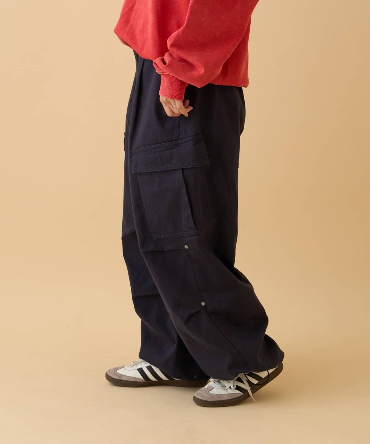 褶皺寬鬆多口袋工裝褲