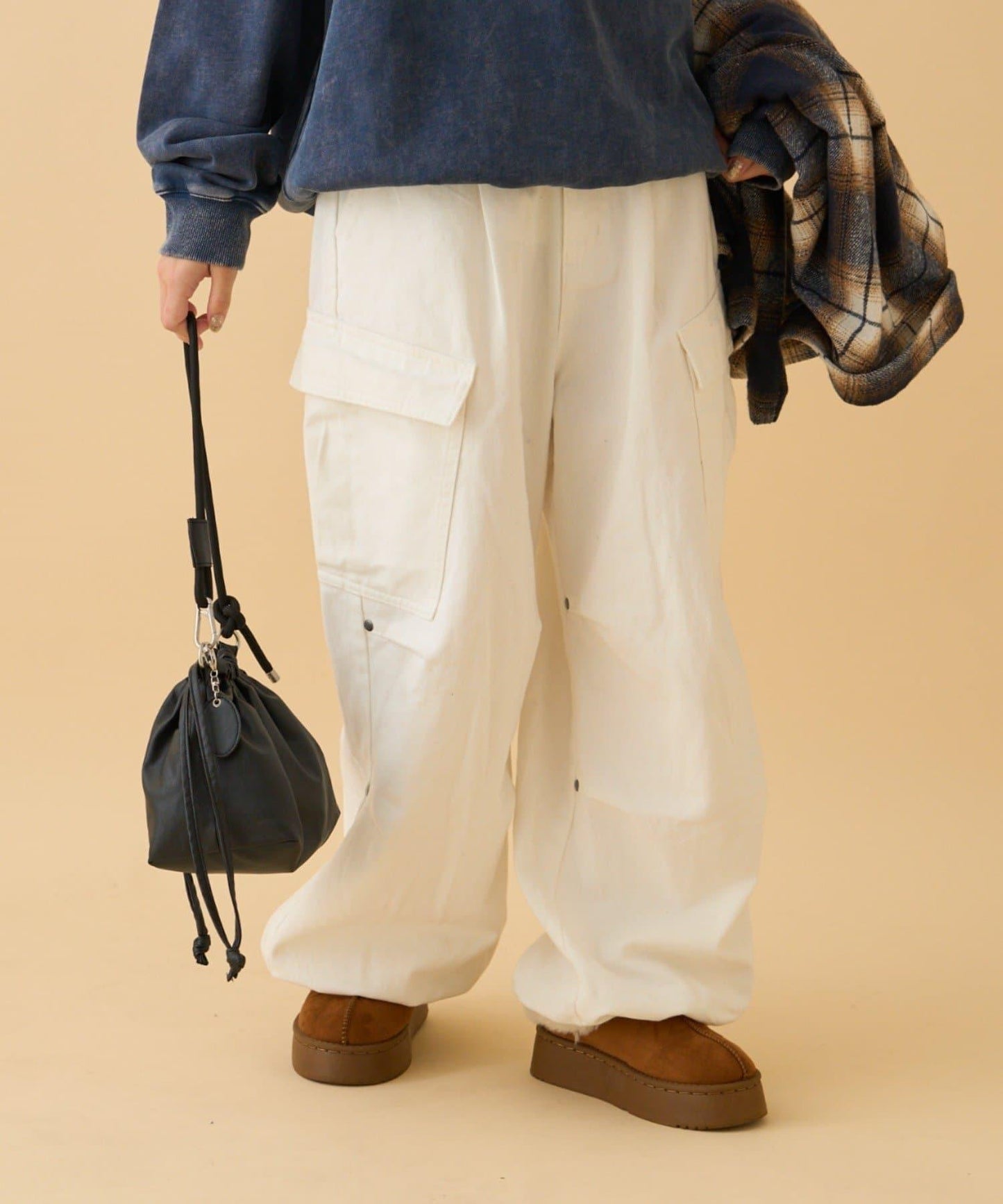 褶皺寬鬆多口袋工裝褲