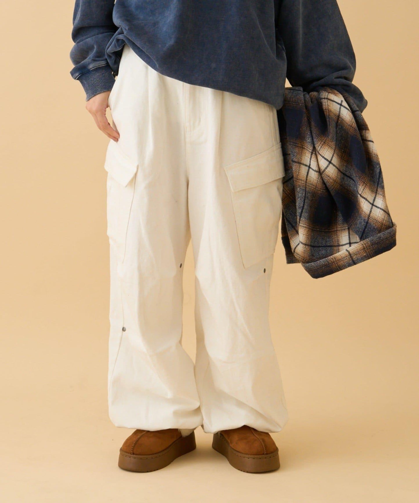 褶皺寬鬆多口袋工裝褲