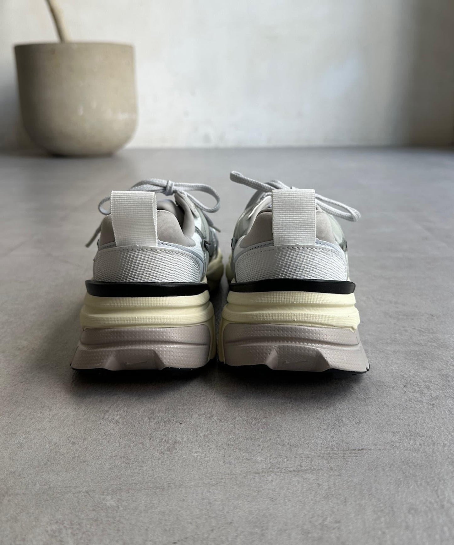 【耐克/NIKE】耐克 V2K 跑步鞋