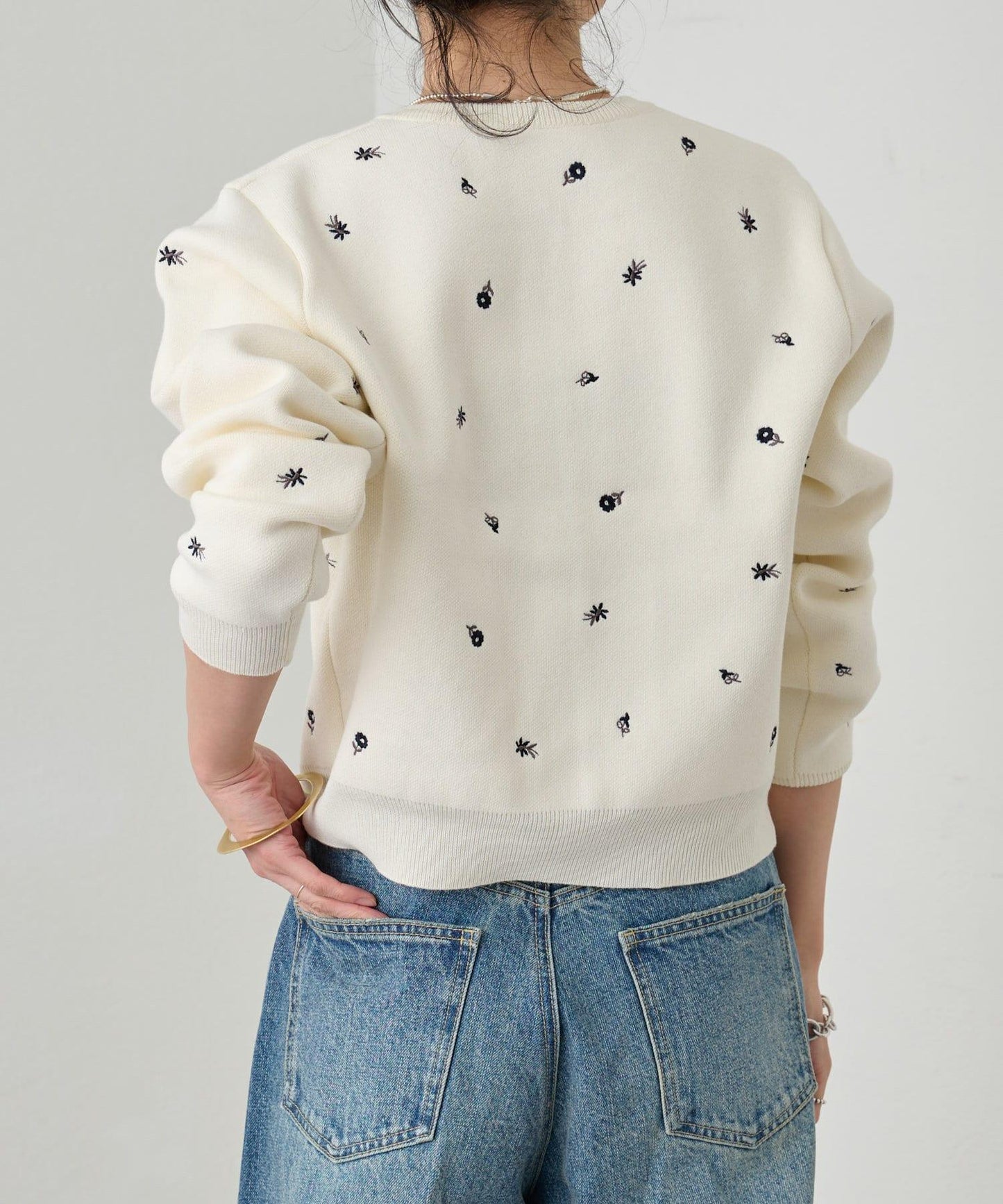 刺繡衛衣式口袋開衫