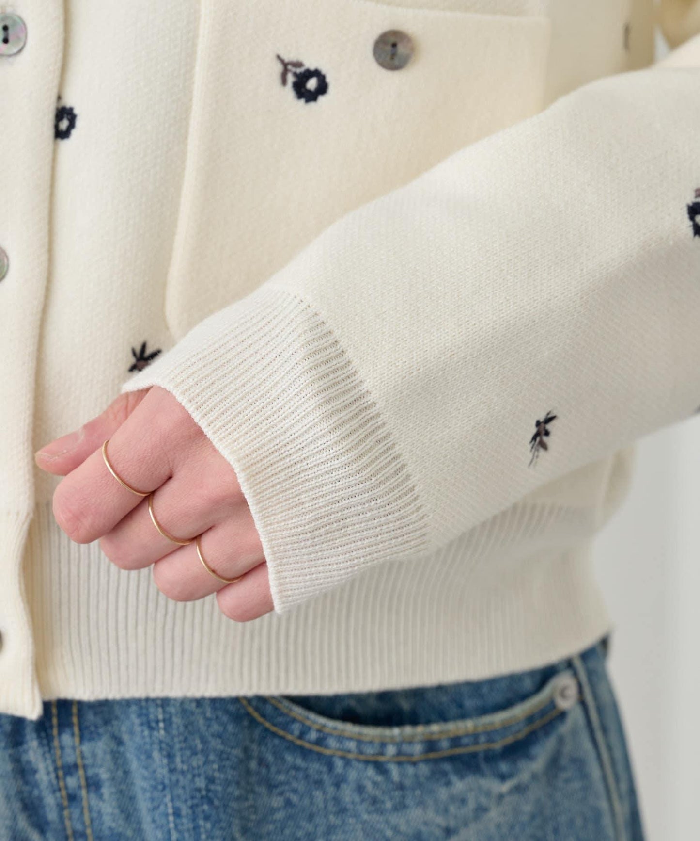 刺繡衛衣式口袋開衫