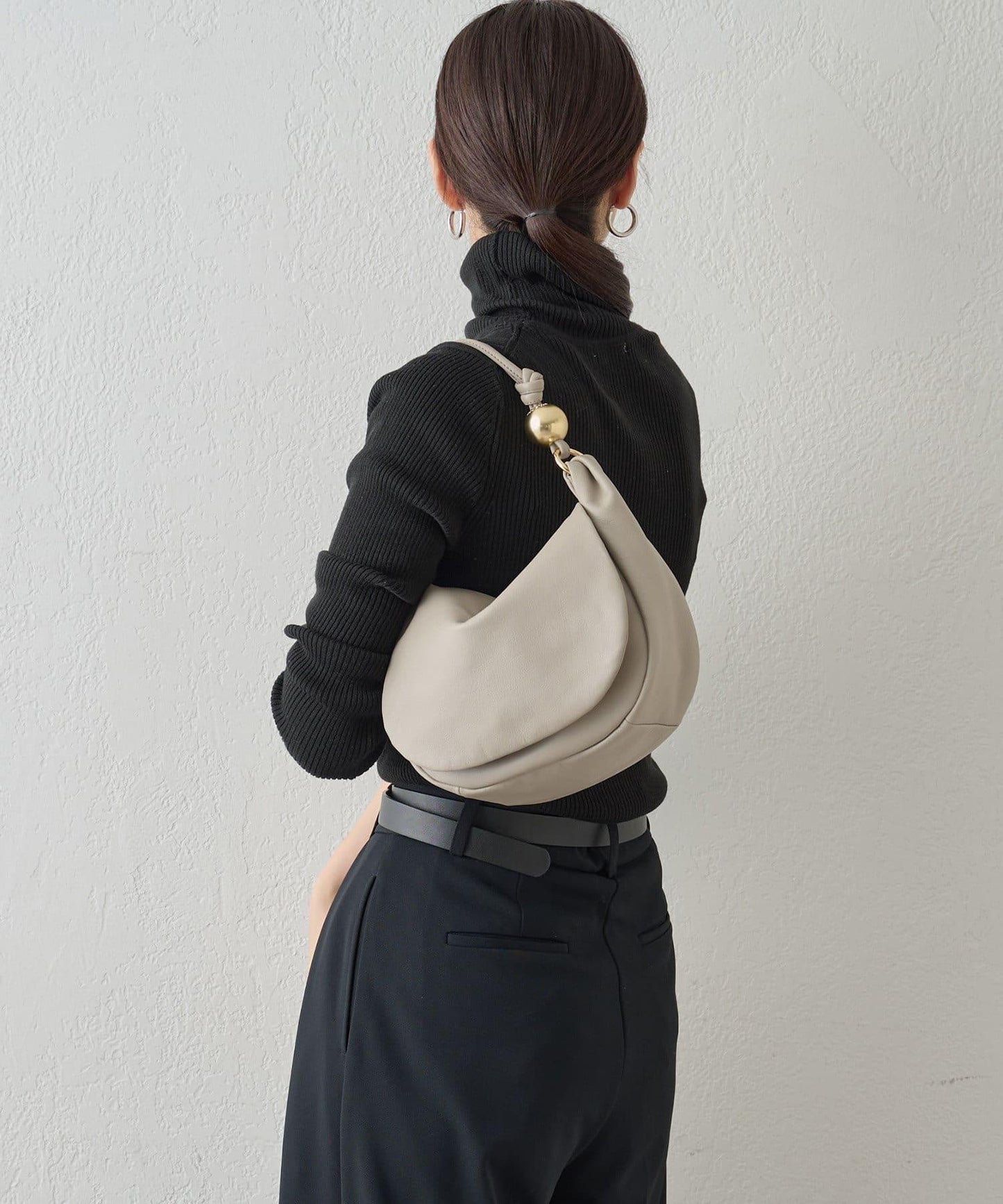 12/12 18:00開始【russet× BEARDSLEY】2way翻蓋肩揹包