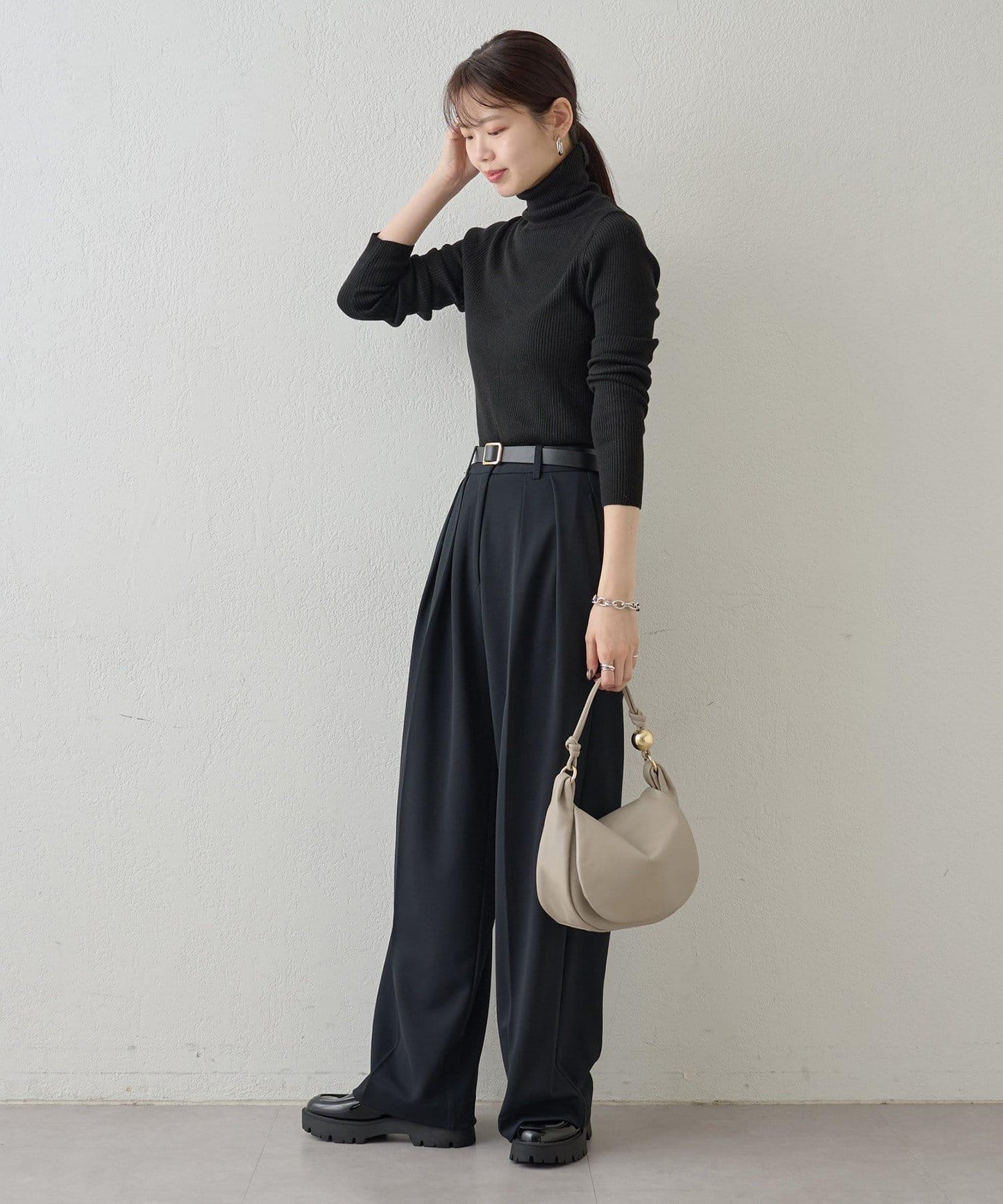 12/12 18:00開始【russet× BEARDSLEY】2way翻蓋肩揹包