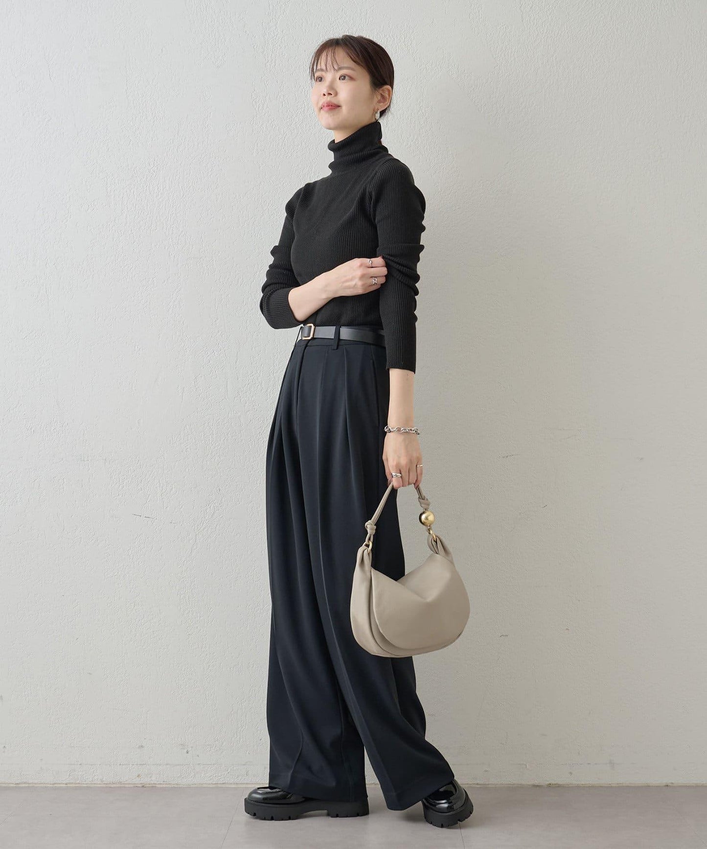 12/12 18:00開始【russet× BEARDSLEY】2way翻蓋肩揹包