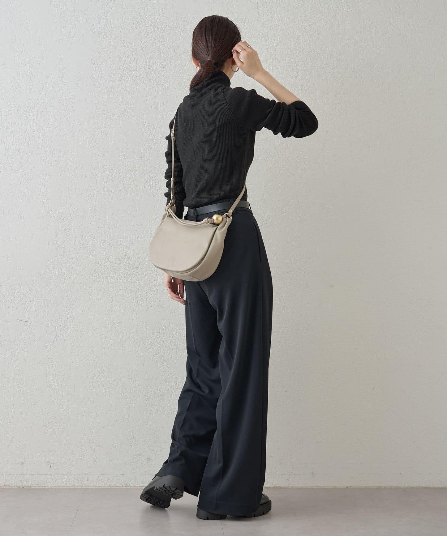 12/12 18:00開始【russet× BEARDSLEY】2way翻蓋肩揹包