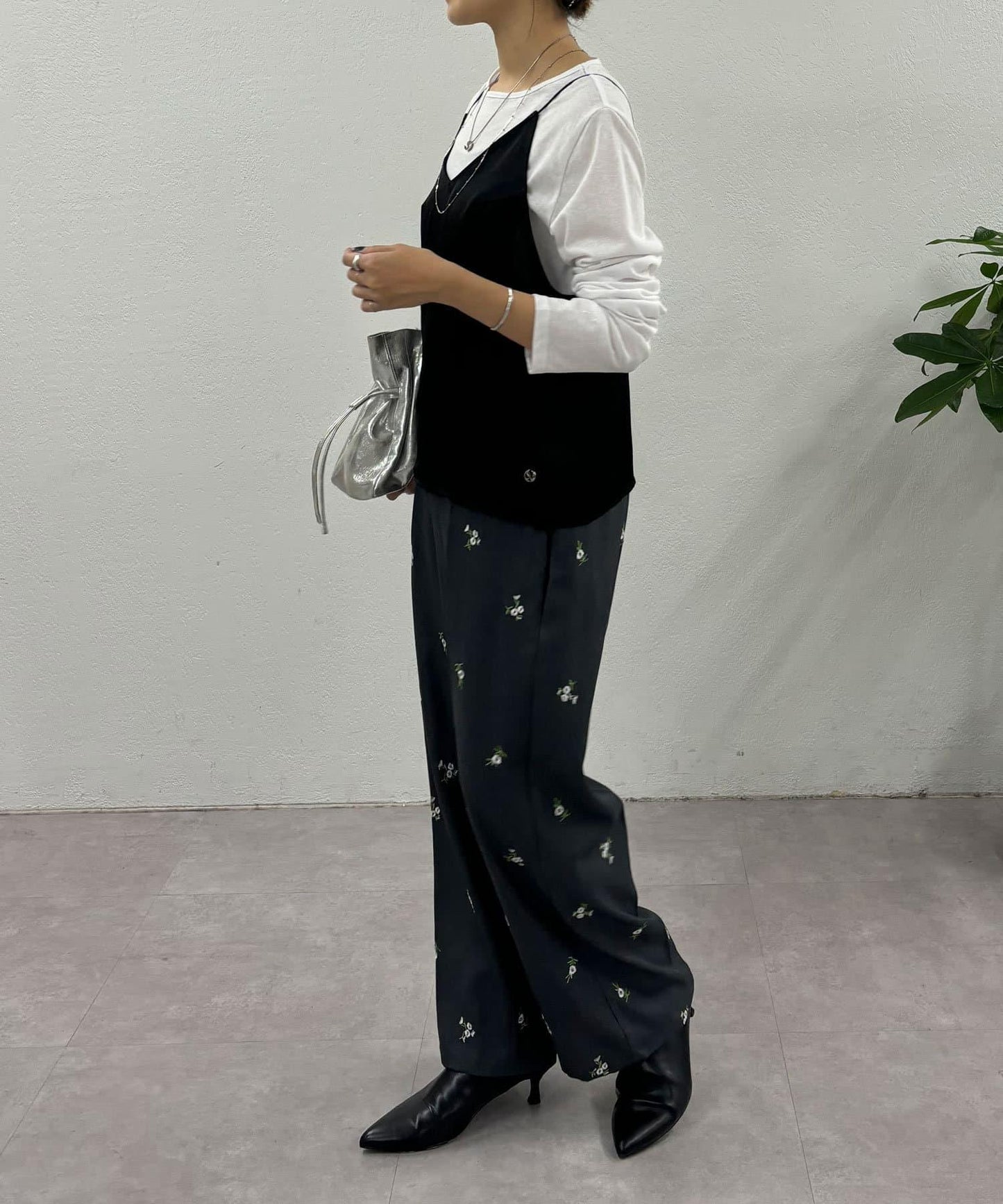 緞面吊帶背心