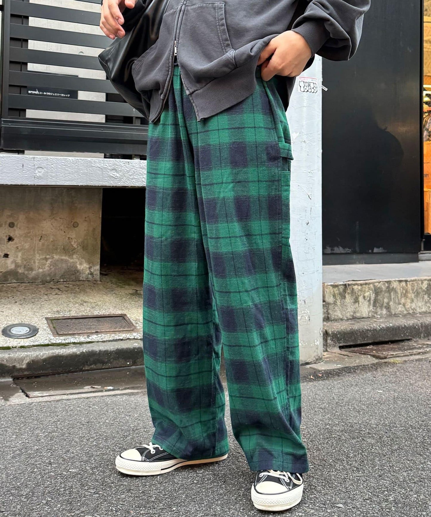 寬鬆格紋休閒褲