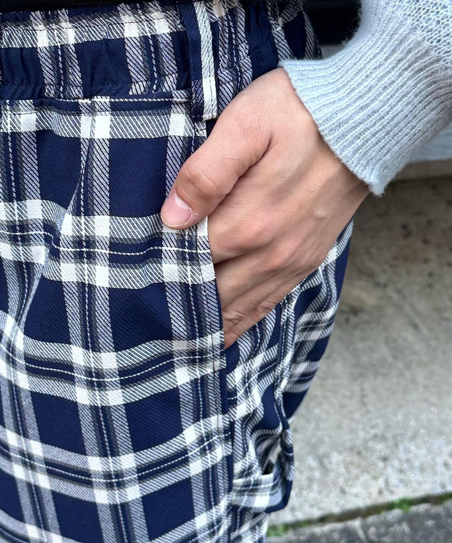 寬鬆格紋休閒褲