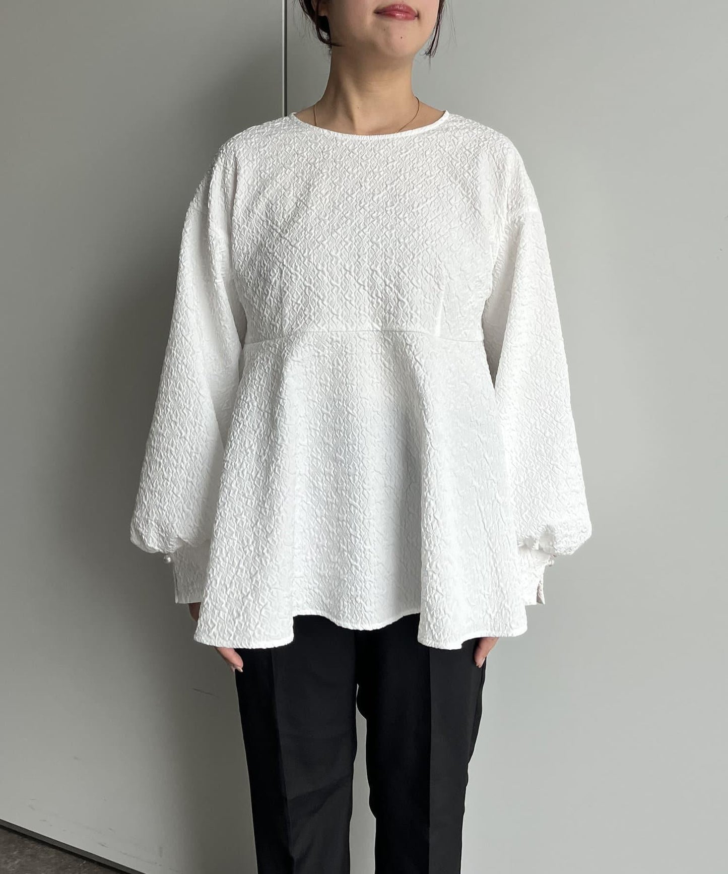 【媽媽監修!禮服單品】氣球袖提花荷葉邊上衣