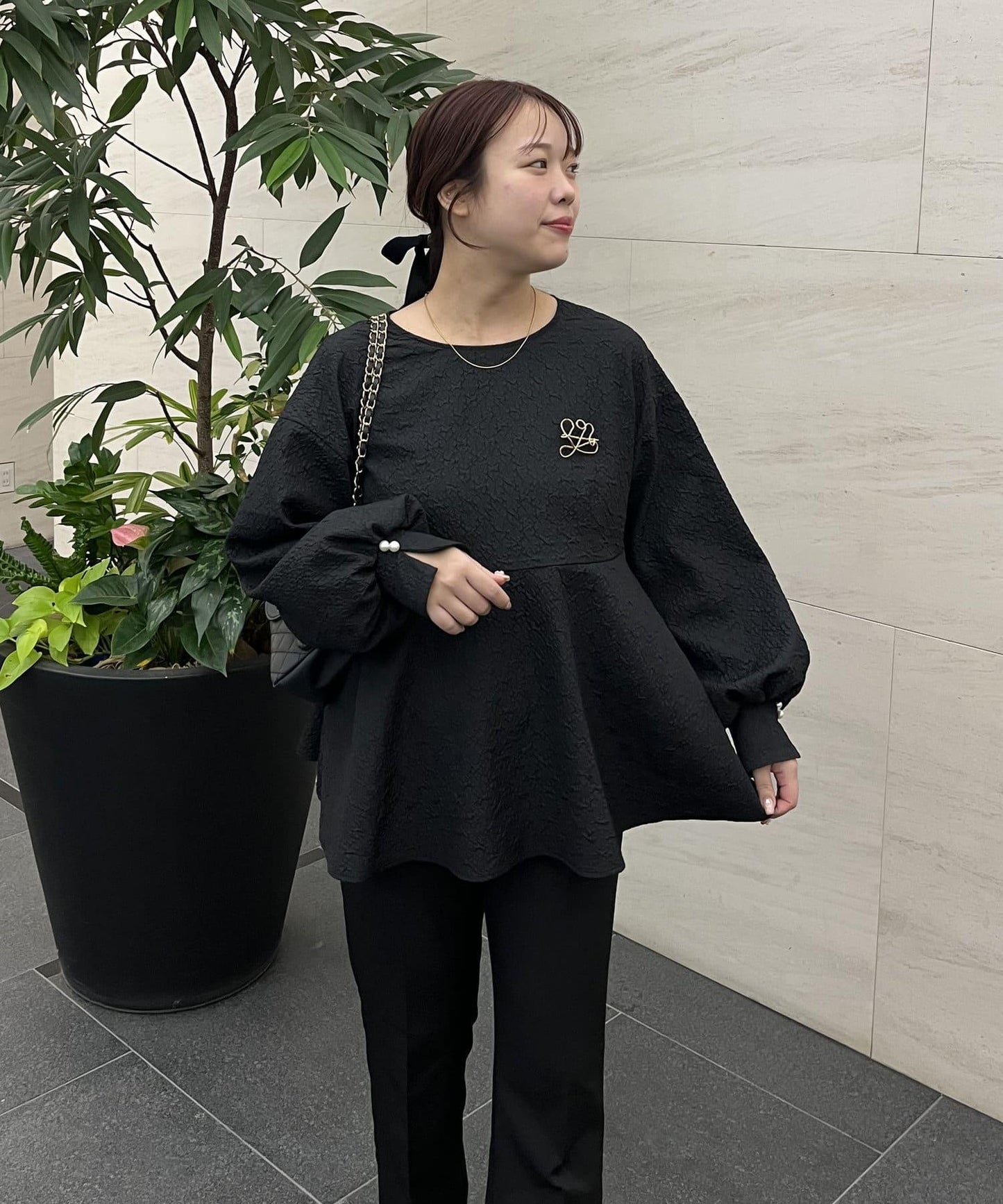 【媽媽監修!禮服單品】氣球袖提花荷葉邊上衣