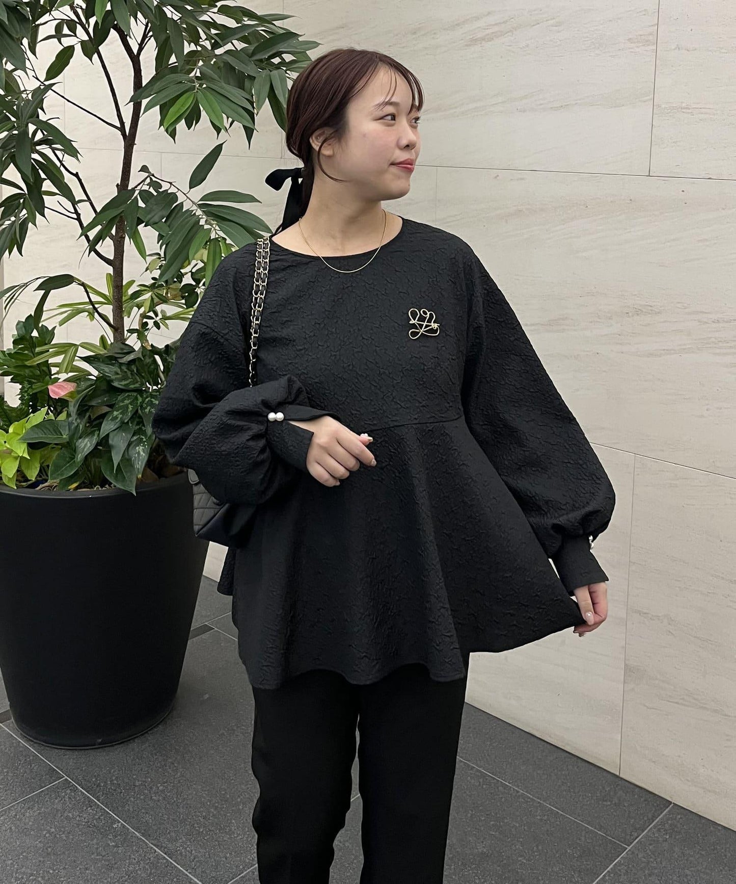 【媽媽監修!禮服單品】氣球袖提花荷葉邊上衣