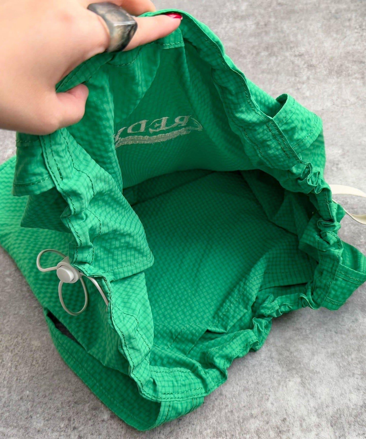 防水足球格子刺繡手提包