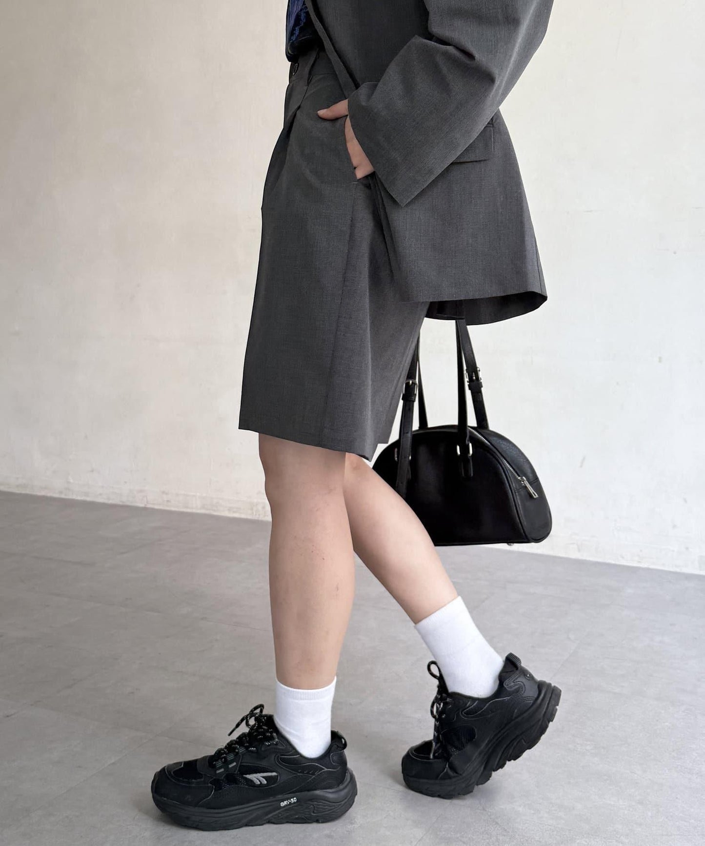 褶皺短褲