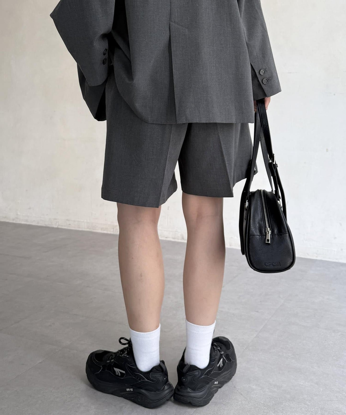 褶皺短褲