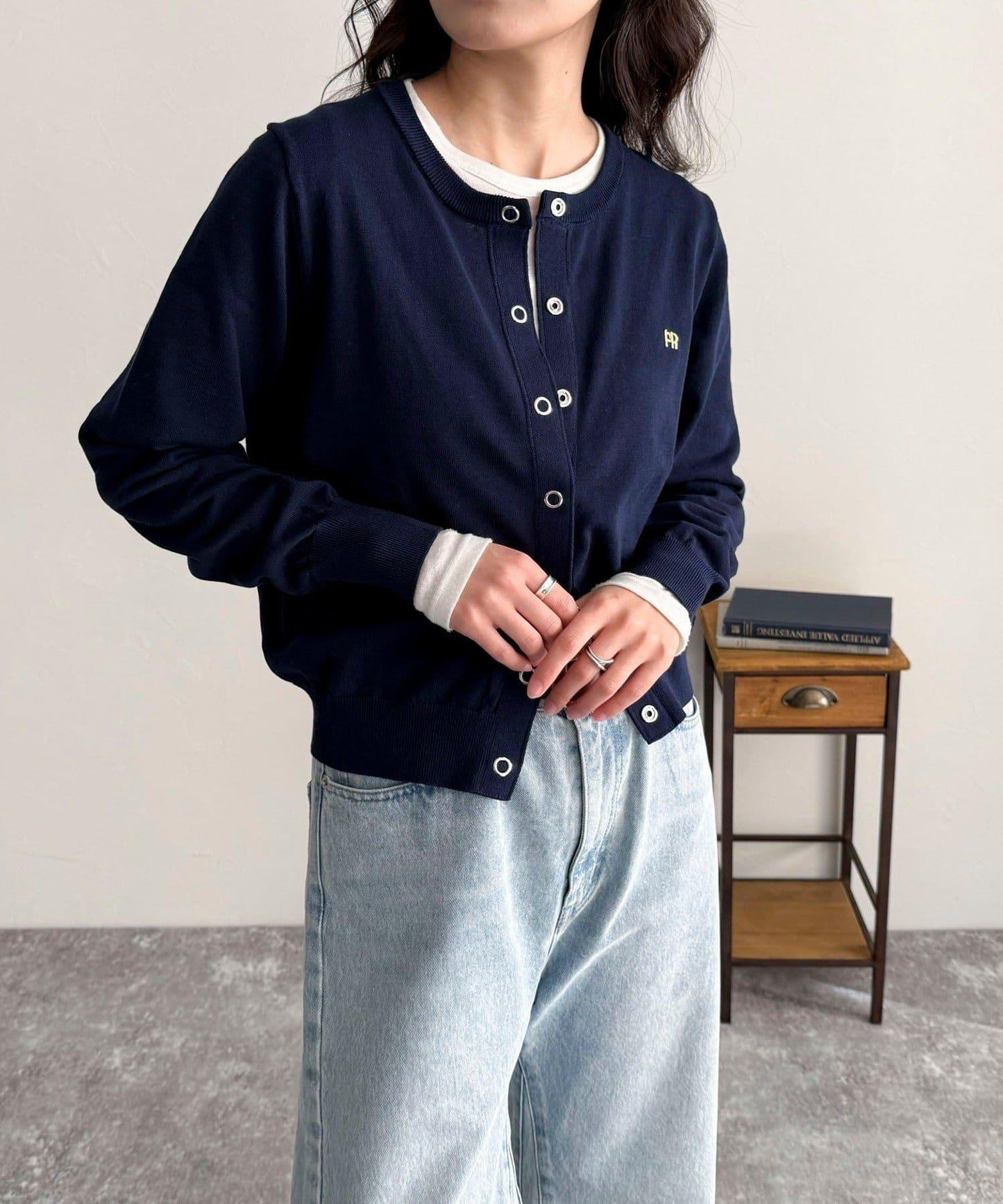 基礎款刺繡開衫衫