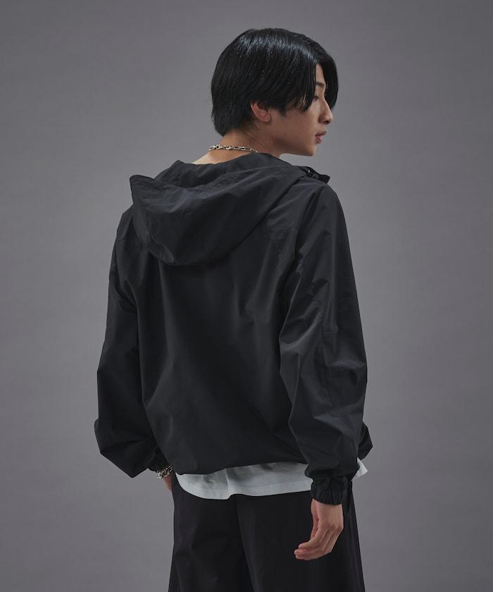 聯名**安博羅**尼龍連帽夾克